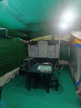 Caravana Knaus 550 en Camping