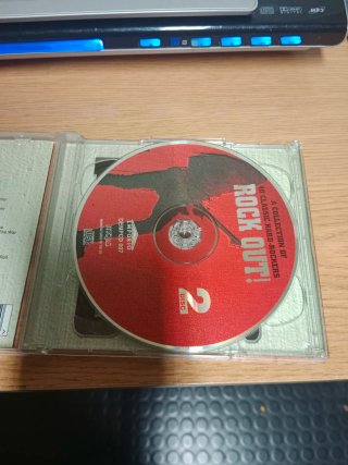 CD Rock Out! 40 Classics Heavy Rockers 2CD