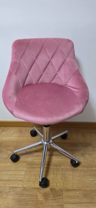 Silla oficina terciopelo rosa con ruedas