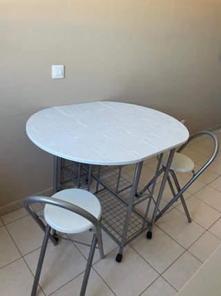 URGENTE_Mesa cocina plegable+2 taburetes