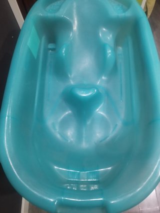Bañera bebé con patas plegables