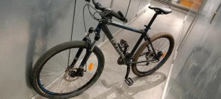 Bicicleta BTWIN con frenos de disco