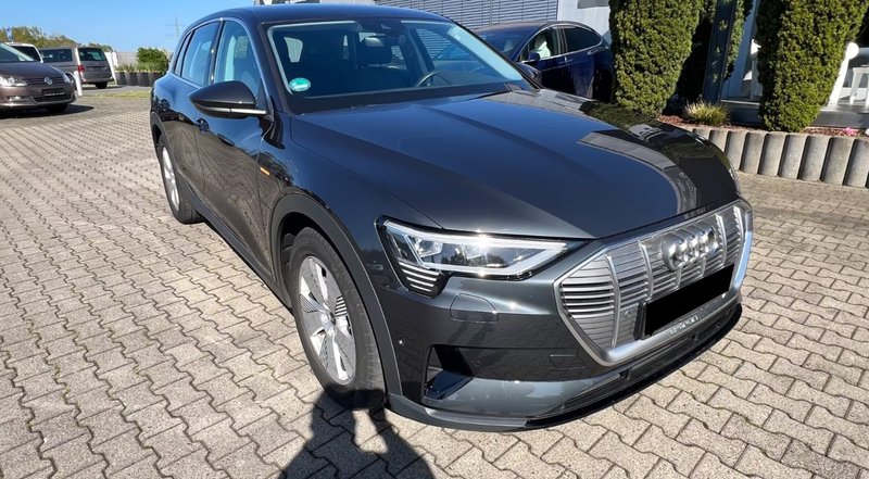 Audi e-tron 2021 - foto 1