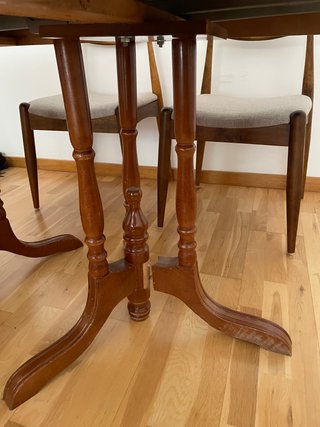 Mesa comedor madera maciza