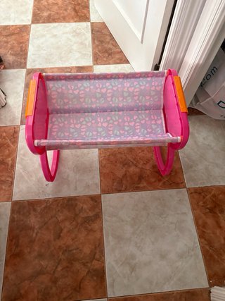 Cuna de juguete para bebés