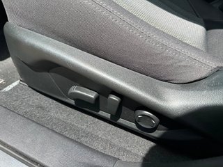 SUBARU CROSSTREK HYBRID 4X4
