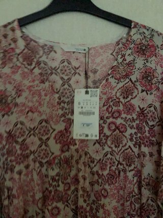 Vestido Zara fluido estampado floral talla S
