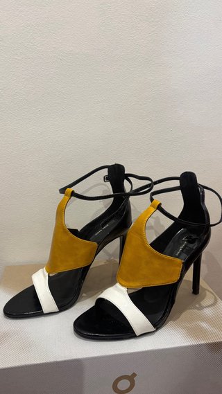 Sandalias Zara Tacon Talla 39