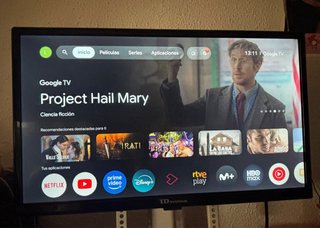 Televisor 24 con soporte de pared