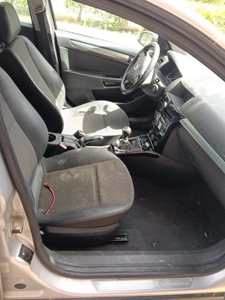 Opel Astra caraban 2010