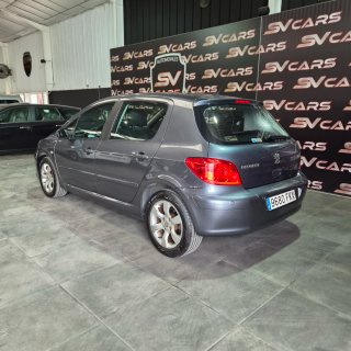 Peugeot 307 1.6 110Cv. 1 dueño. Sólo 70000 kms.