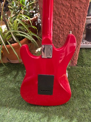 Guitarra Eléctrica Strong Coreana Roja
