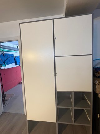 Armario vestidor blanco y gris