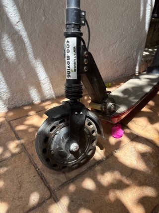 Patinete eléctrico básico