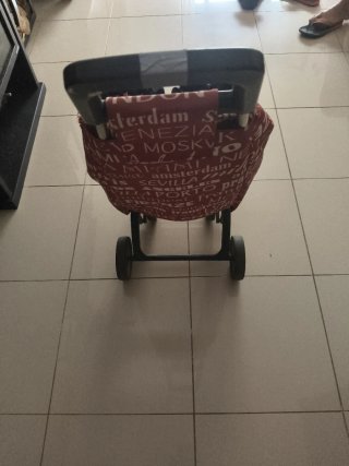 Carro de la compra con estampado de ciudades