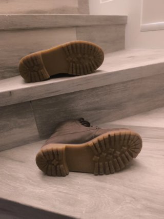 Botas marrones niña T 35