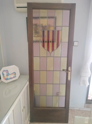 Puerta cristalera artesanal escudo,perfecto estado