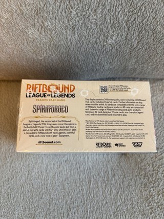 Riftbound LoL Spiritforged Booster diaplay SELLADO
