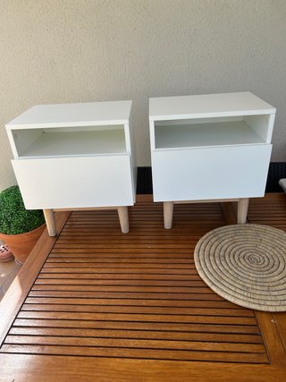 2 Mesitas de Noche de Maisons du Monde