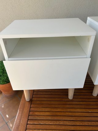 2 Mesitas de Noche de Maisons du Monde