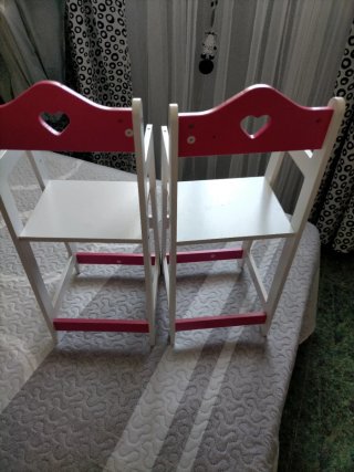 2 tronas de juguete de madera