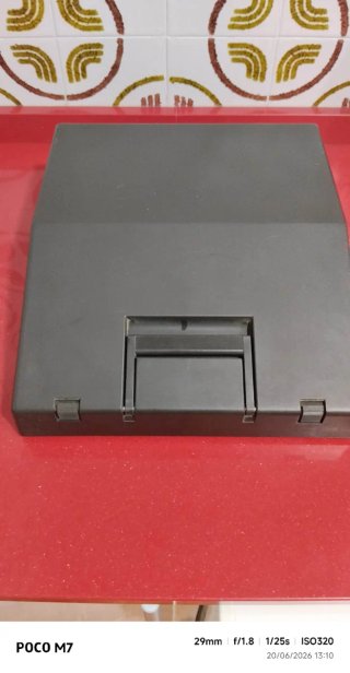 Máquina de escribir Olivetti Lettera 12