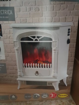 Chimenea eléctrica blanca
