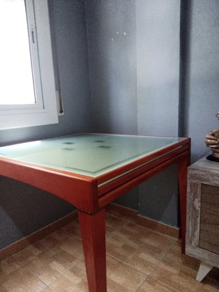 Mesa de comedor cristal y madera