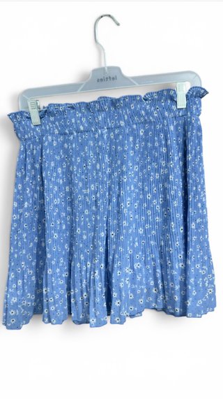 Falda Pantalón Plisada de Margaritas Stradivarius