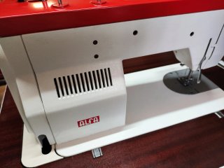 Máquina de coser Alfa 1140