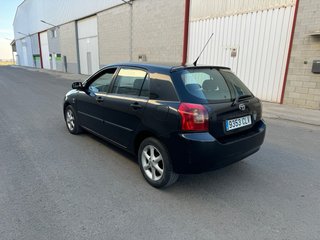 Toyota Corolla 2003