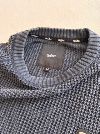 Jersey Mossimo Talla M Azul Oscuro