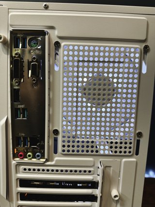 PC Gaming Ryzen 5 4500 - RX 6600 - 16GB RAM