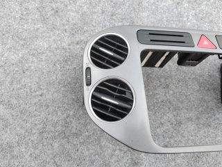 Aireador central volkswagen tiguan 2009