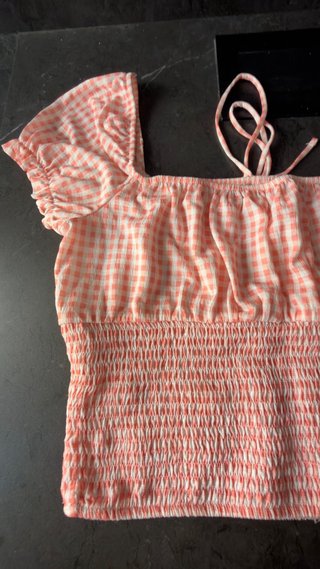 Top corto cuadros vichy Bershka talla L