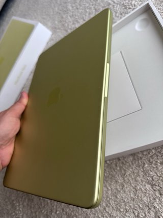 MacBook NEO