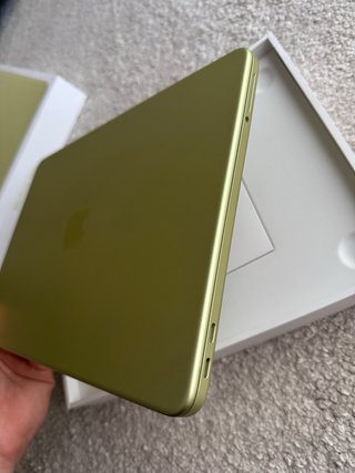MacBook NEO