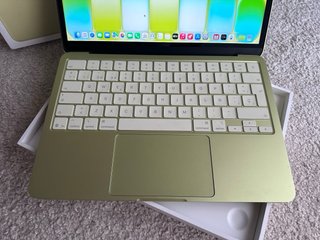 MacBook NEO