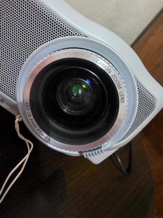 Proiettore Canon LV-X7