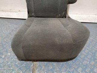 ASIENTOS TRASEROS HYUNDAI TUCSON (JM) D4EA