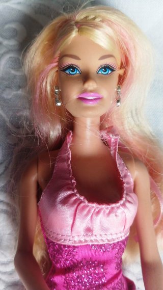 Dos muñecas Barbie
