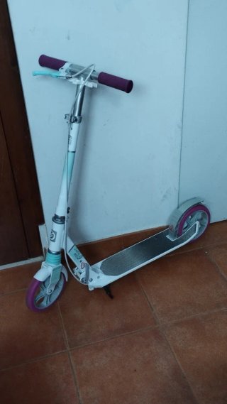 Patinete Oxelo grande seminuevo