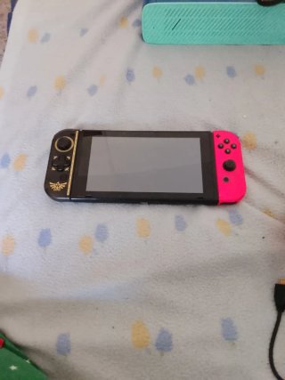 Nintendo Switch Edición Zelda Dorado y Rosa