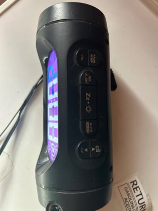Radio Reloj Despertador Láser proyecta la hora
