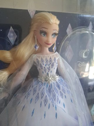 Muñeca Elsa Disney Style Series Frozen