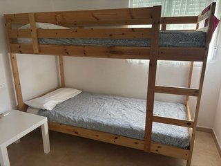 Litera Ikea MYDAL Madera