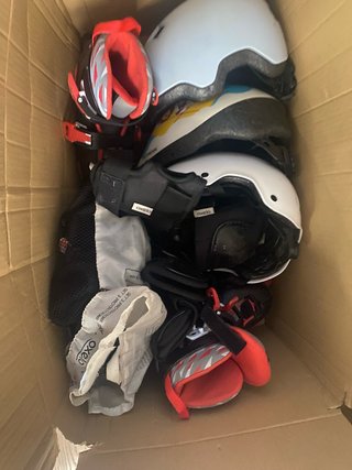 Cascos y protecciones para patines