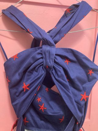 Vestido Estilo Años 50 Negro con Estrellas Rojas