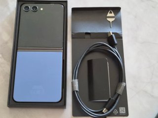 Samsung Galaxy Z Flip5