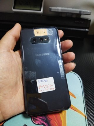 Samsung Galaxy S10e